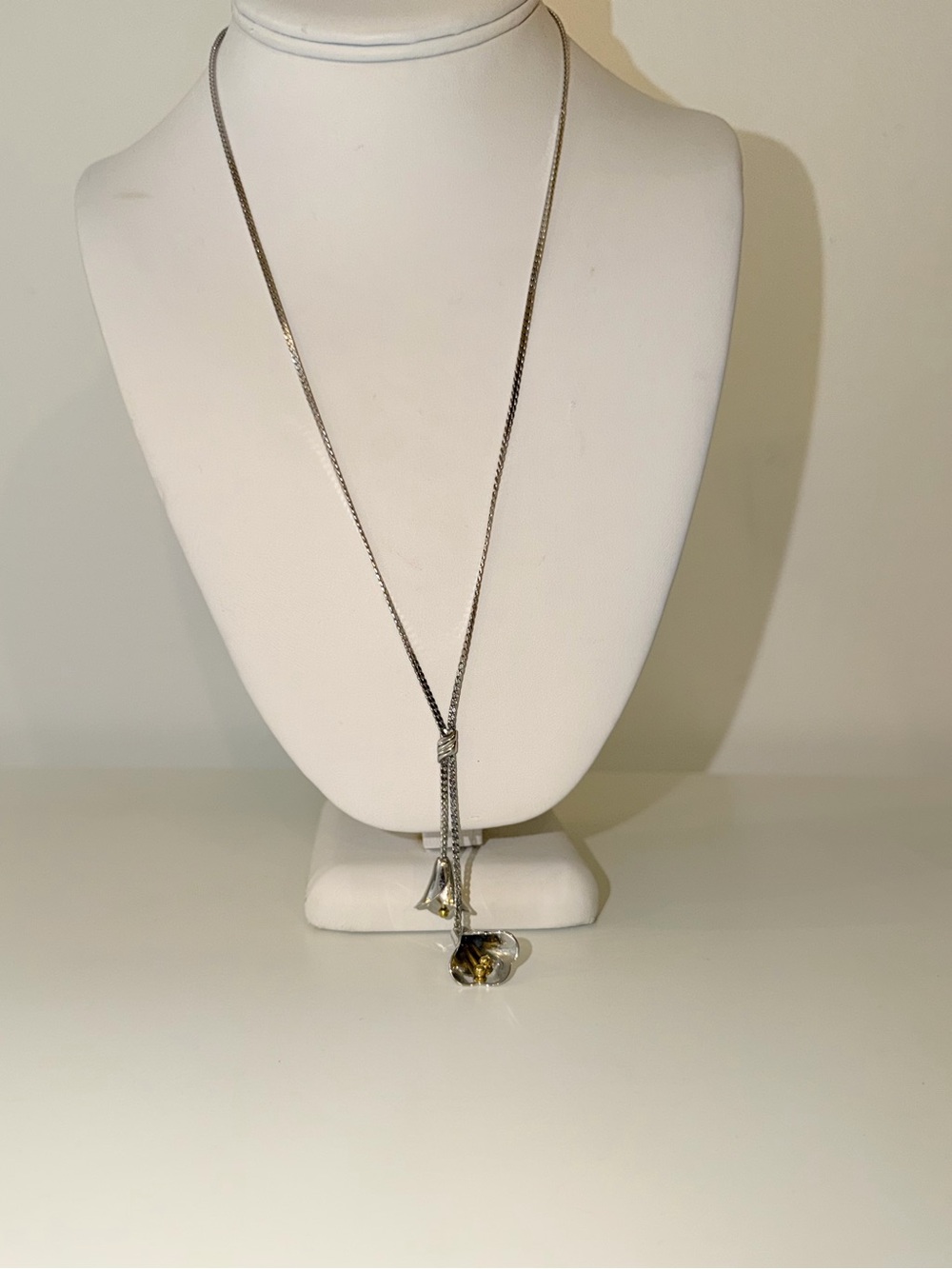 Vtg Signed Avon Silver-Tone Lariat Style Necklace With Lily Tassel